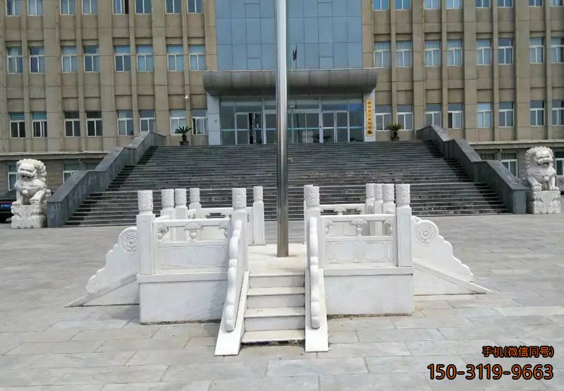 辦公樓升旗臺(tái)_漢白玉雕花石雕國(guó)旗臺(tái)雕塑