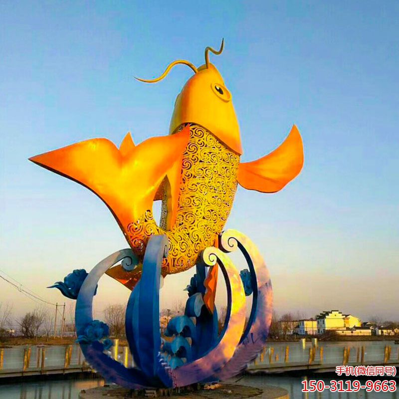 不銹鋼鯉魚(yú)雕塑