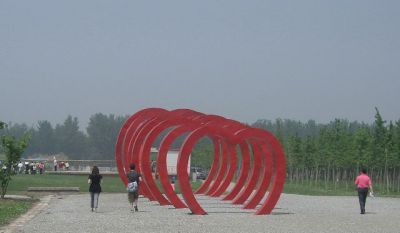 不銹鋼心形拱門公園景觀雕塑