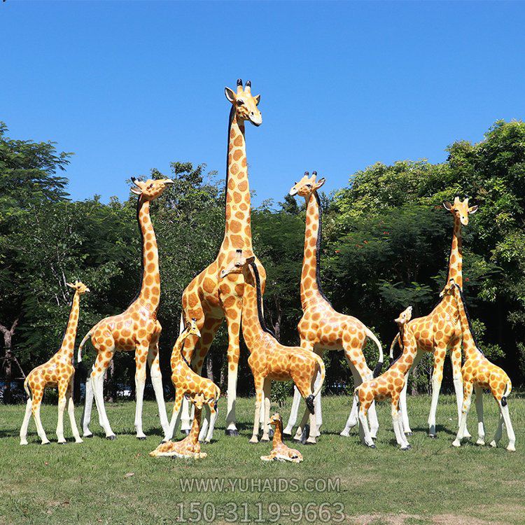 游樂(lè)場(chǎng)動(dòng)物園大型園林草坪動(dòng)物景觀長(zhǎng)頸鹿擺件雕塑