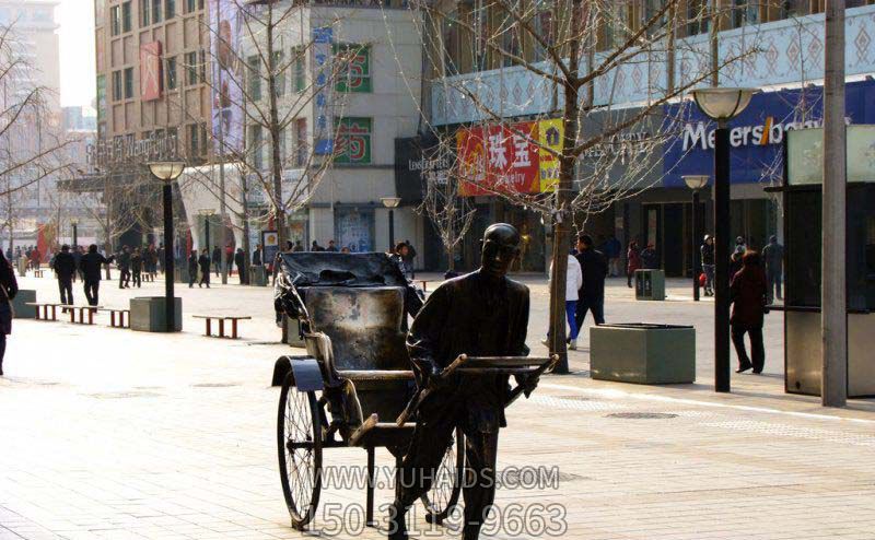 商場(chǎng)室外擺放奔跑拉黃包車的人物景觀銅雕雕塑