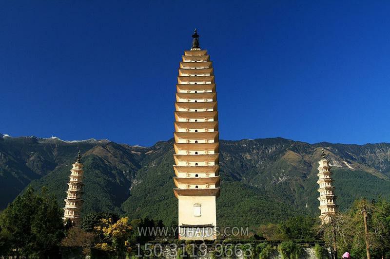 中國(guó)寺廟多層佛塔景觀雕塑