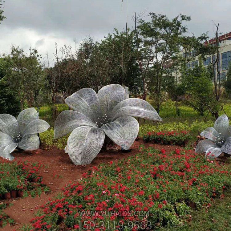 不銹鋼花朵雕塑