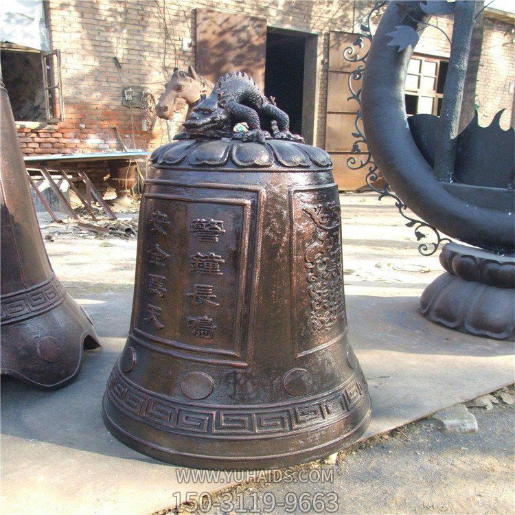 鑄銅鐘，寺廟可敲擊銅質(zhì)吊鐘雕塑