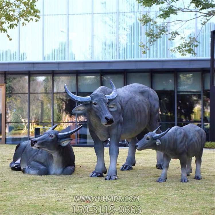 玻璃鋼仿真動物景觀農場園林牛雕塑